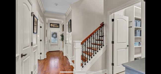 Photo - 437 Chapel Grove Ln