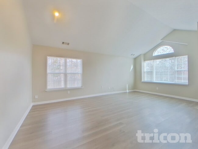 Photo - 4122 Autumn Lake Dr