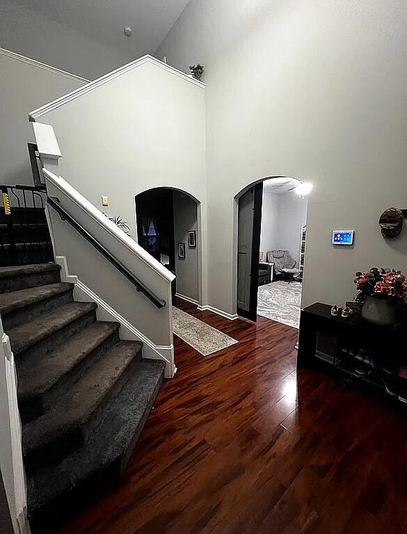 Photo - 364 Heathrow Dr