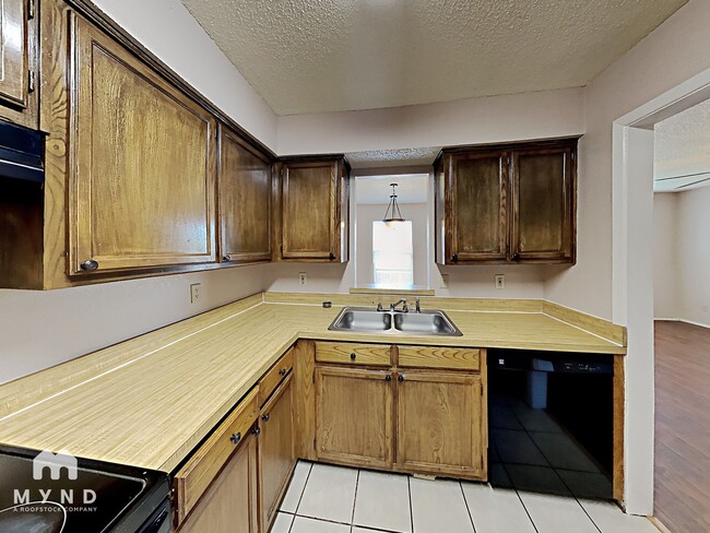 Photo - 5515 Brookview Ct Unidad A