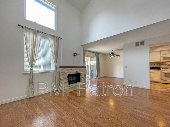 Photo - 11802 Los Alisos Cir