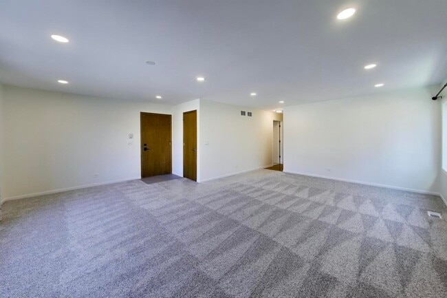 Photo - 1209 E Davis St Unidad 2