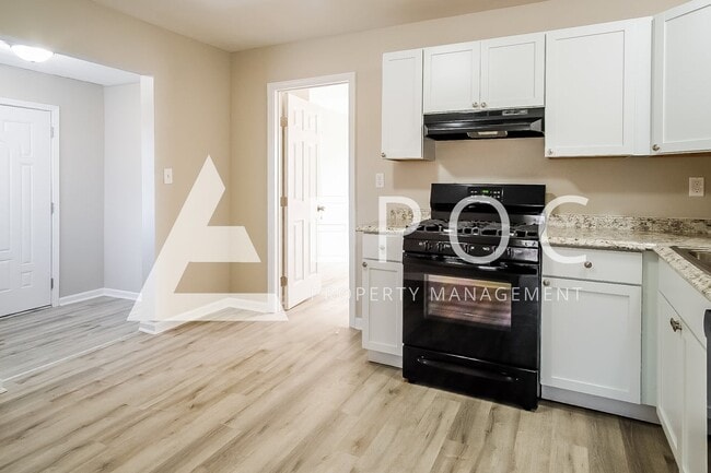 Photo - 2309 N Xanthus Ave
