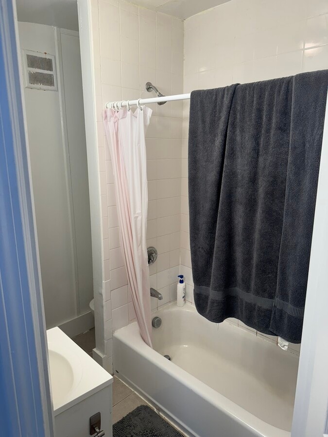 Photo - 24 Joy St Unidad 4