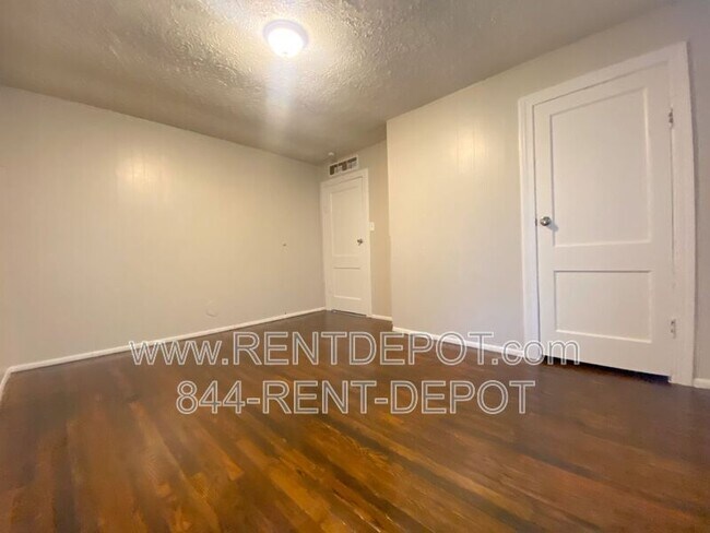 Photo - 1705 McConnell Ave.