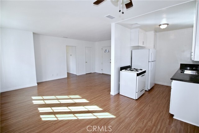 Photo - 6951 Simpson Ave Unidad 11