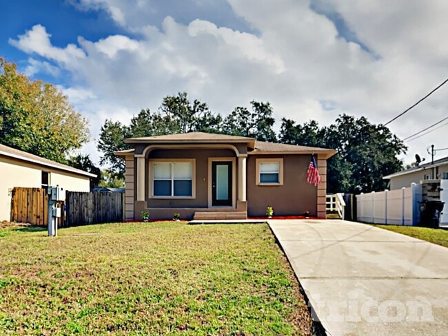 Photo - 706 Parsons St SW