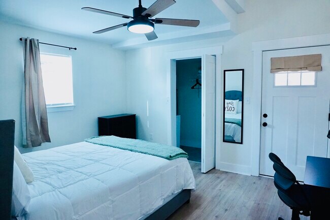 Photo - 1131 Garfield St