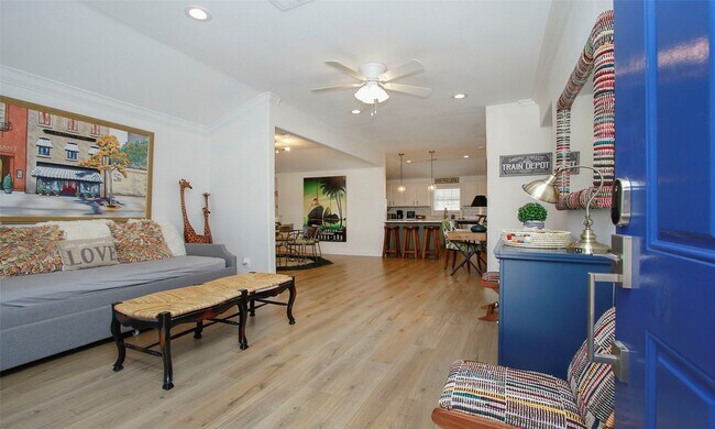 Photo - 1518 Sabine St