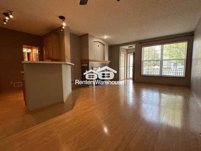 Photo - 3635 Lawndale Ln N