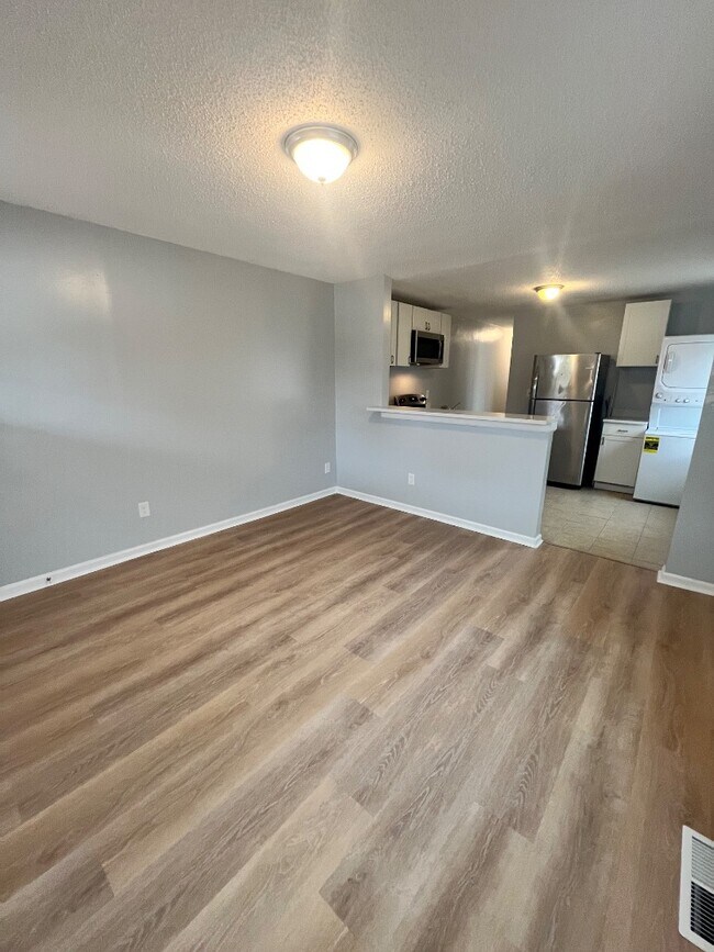 Photo - 2603 Dundeen St