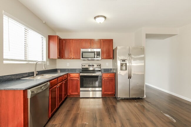 Photo - 11538 W Scotts Dr