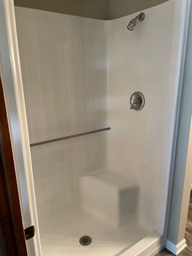 2 BED, 1 BATH HOME LOCATED IN DENTON! Rental House Rental in Denton