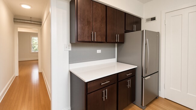 Photo - 3018 N Karlov Ave Unit 2