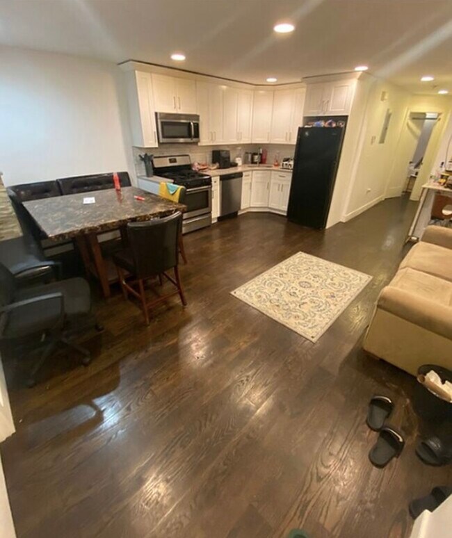 Photo - 1134 Jefferson Ave Unit 1