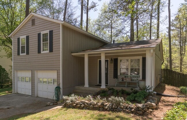 Building Photo - Beautiful 3BD/2BA Home in the Kensington Square community in Roswell.