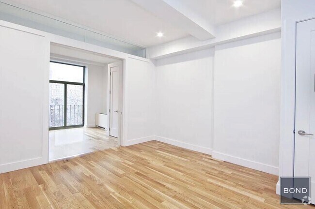 Building Photo - 210-220-220 E 22nd St Unit 01-5C Rental