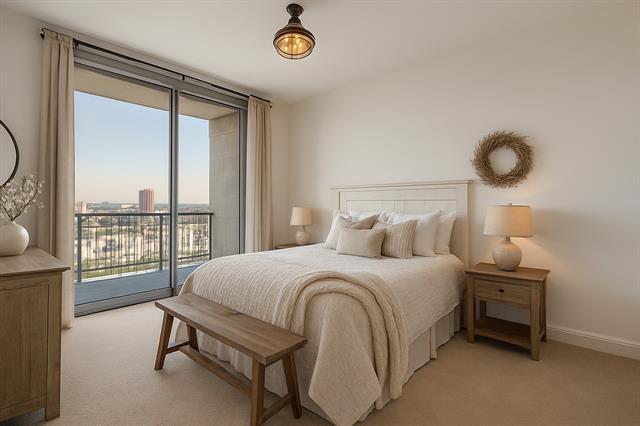 Photo - 3130 N Harwood St Unidad 2605