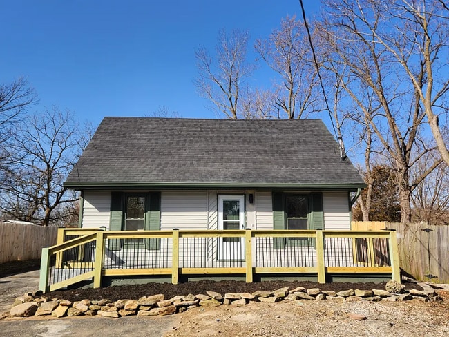 Building Photo - 1100 S Ann St