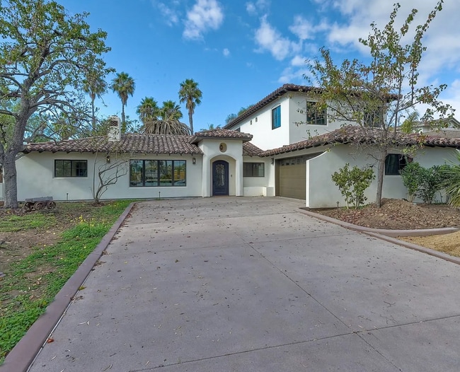 Building Photo - 1046 Sidonia St Rental