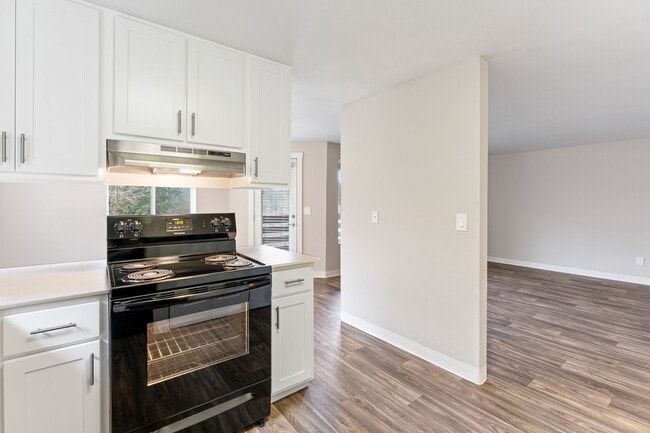 Photo - Huge 2 Bedroom For a Great Price!! $500 Of... Unidad 211