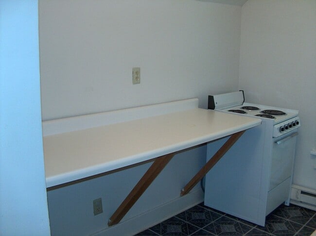 Photo - 718 Brown St Unit 718 Brown Street 1/2