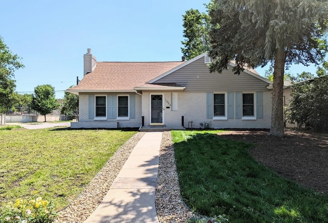 Photo - 1054 Magnolia St House