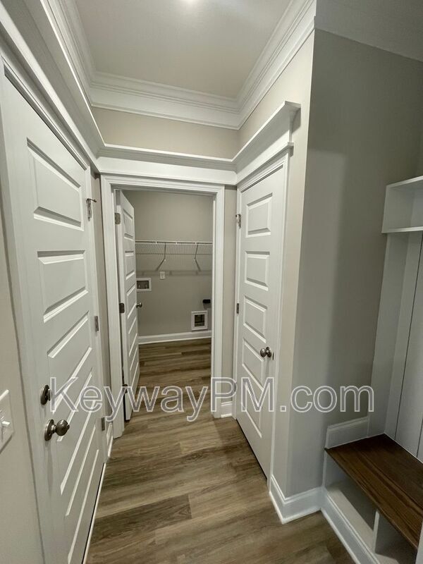 Photo - 8057 Kinsale Ave SE