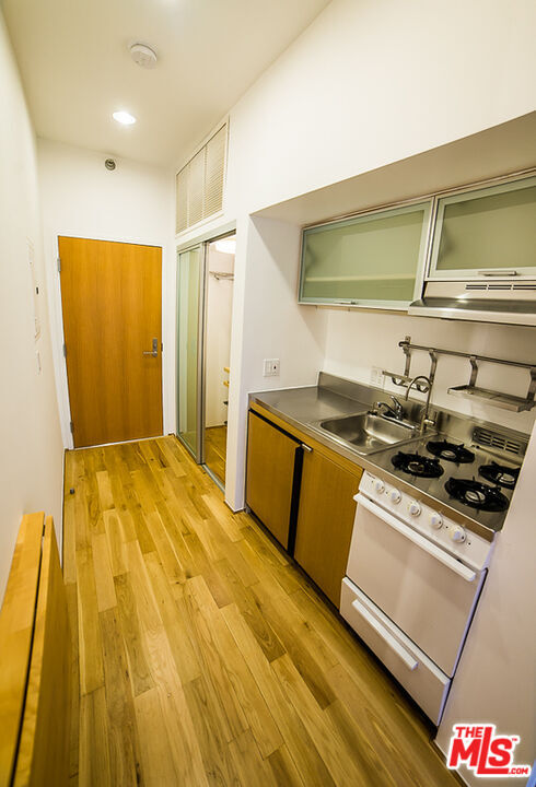 Photo - 8 Brooks Ave Unit 5