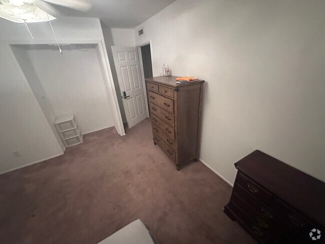 Building Photo - 1017 Heritage Dr Rental