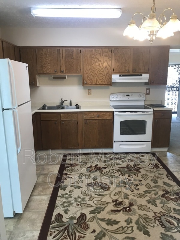 Photo - 4820 St Leo Pl