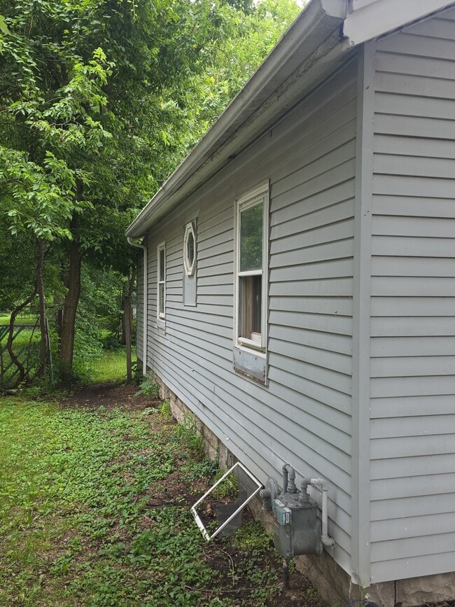 Photo - 132 N 23rd Pl