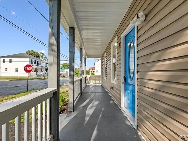 Photo - 904 Willcox St