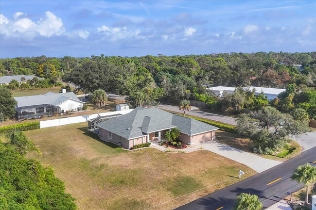 Photo - Annual Pool Home for Rent in Englewood