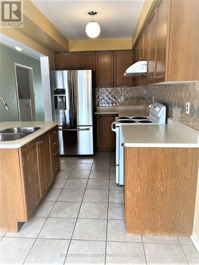 Photo - 1575 S Parade Ct