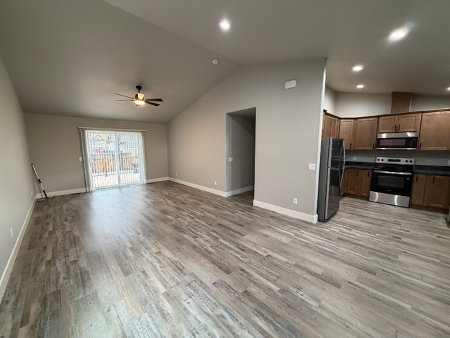 Photo - 1331 Lynn Ave