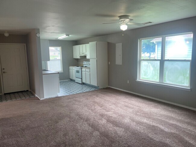 Photo - uTown - Your Perfect Rental Community! Unit 27
