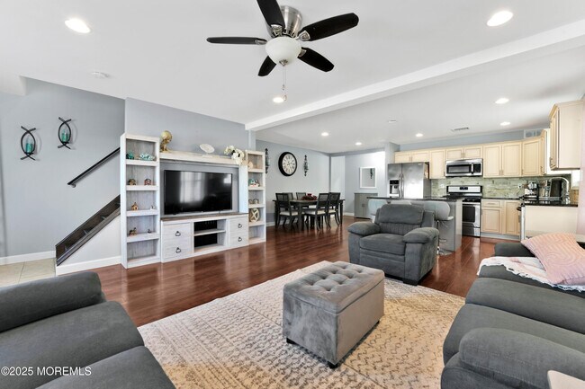 Photo - 115 Harding Ave