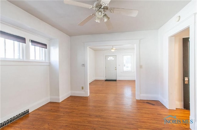 Photo - 1715 Perth St