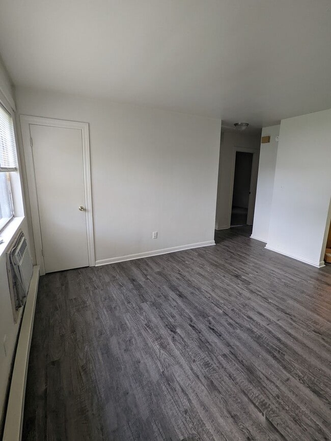 Building Photo - 2503WYOMING Unit #A