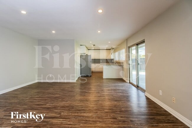 Photo - 3529 Birchwood Ln