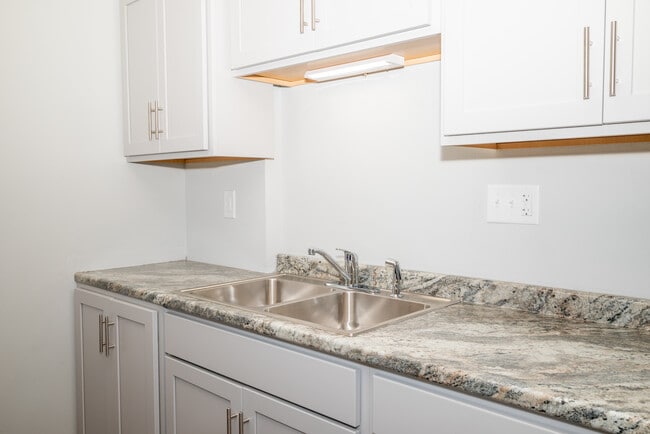 Riverview Tower Apartments