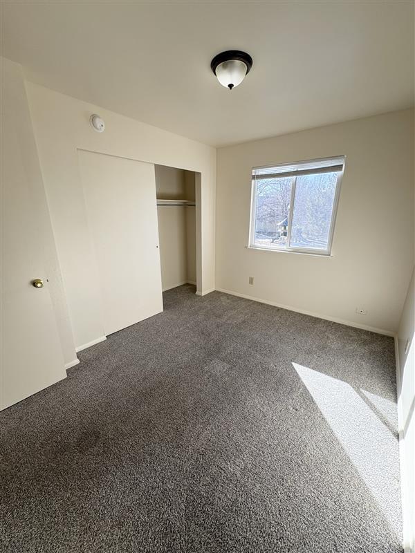 Country Crossing Apartments