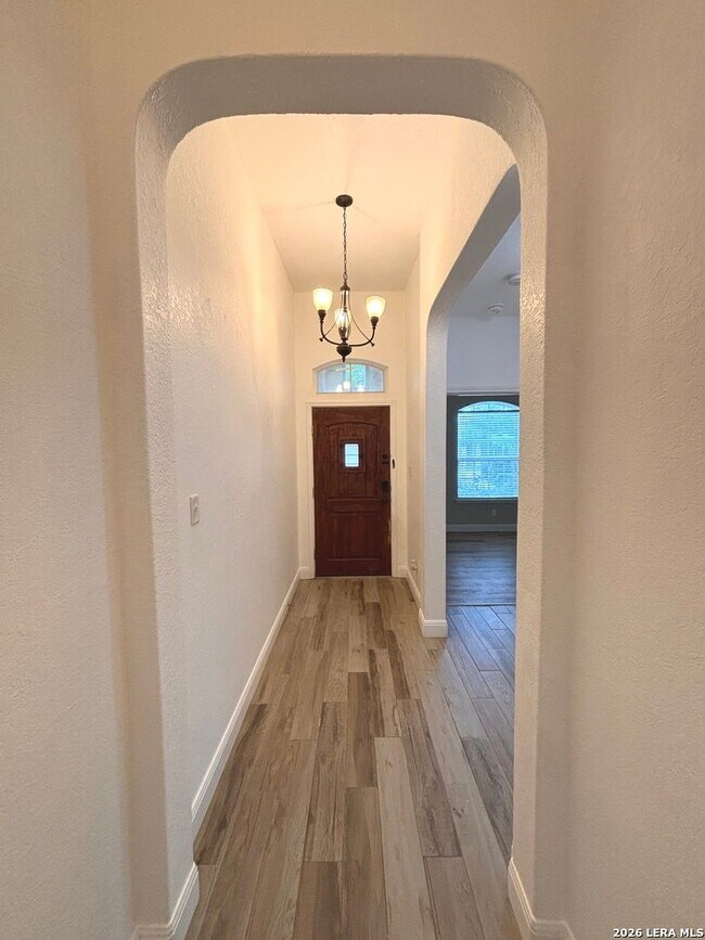 Photo - 4 Bedroom Home with Outdoor Kitchen in Wortham Oaks San Antonio