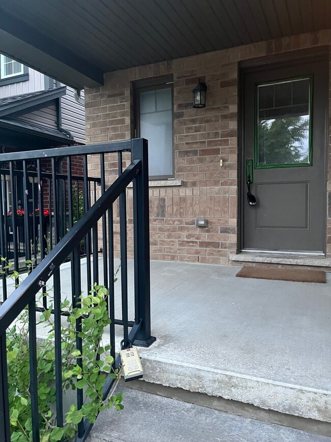 Photo - 326 Old Huron Rd