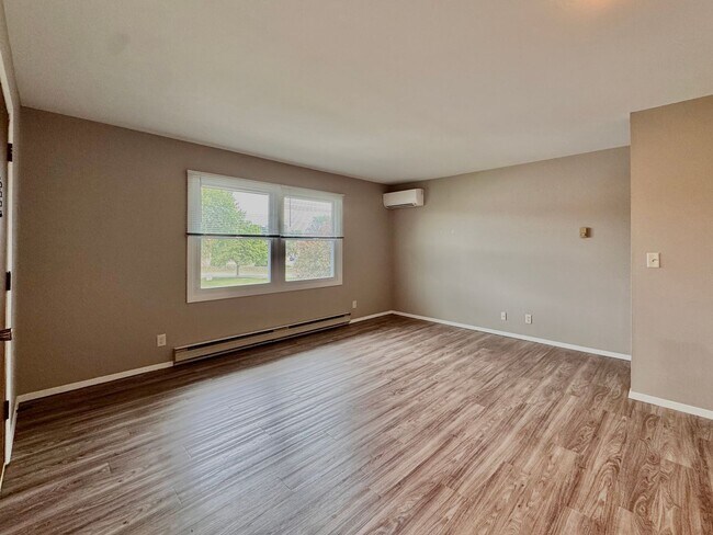 Photo - Eagle Rock 1