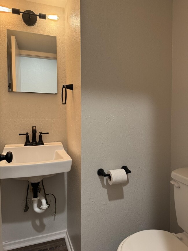 Photo - 114 Pinebrook Pl
