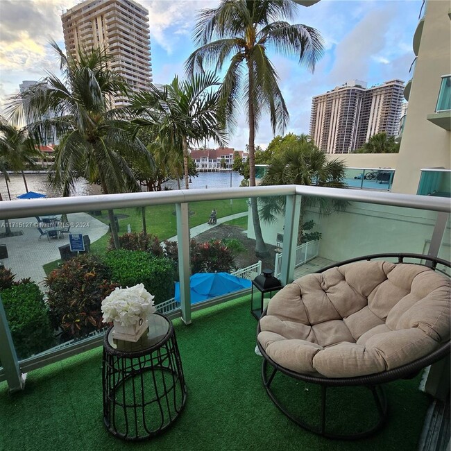 Photo - 19390 Collins Ave Condominio Unidad 209