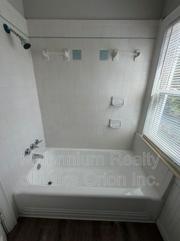 Photo - 27 Sylvan Ct