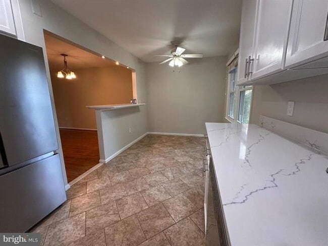 Photo - 13 Carriage House Cir